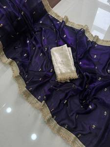 Traditional Indian <b>Red</b> Silk Saree With Gold Embroidery And Cream <b>Blouse</b> <b>For</b> Wedding Wear <b>Women's</b> Floor-Length Regular Fit - Product Image 5