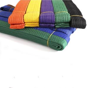 Cinturón de Artes Marciales Personalizado con Rayas Multicolores de Algodón, Bordado Negro para Judo, BJJ, Taekwondo y Karate - Product Image 1