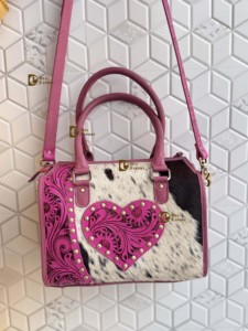 Nouveau sac à main Speedy en cuir sculpté à la main, de luxe, de créateur, en cuir de cheval, style bohème gypsy, sac à bandoulière fait main élégant - Product Image 3