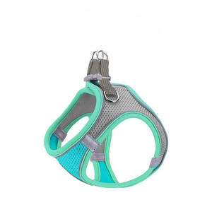 Harnais anti-traction pour animaux de compagnie avec clips avant et arrière, en tissu respirant, confortable et de contrôle efficace pour la promenade, l'entraînement et la course - Product Image 2