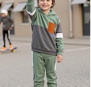 Top Selling Fashionable Sportswear Activewear <b>Tracksuit</b> Pullover Kids Child Boys <b>Tracksuits</b> Fleece Cotton <b>Polyester</b> <b>Tracksuit</b> - Product Image 3