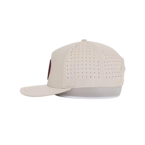 Gorra de Golf Impermeable y Transpirable al por Mayor, Ligera y de Alto Rendimiento con Orificios Cortados con Láser, Logotipo Personalizado y Cierre a Presión - Product Image 3
