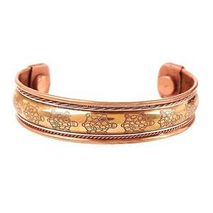 Aimant néodyme puissant en cuivre Kada pour une thérapie maximale, symbole de tortue gravé - Product Image 6