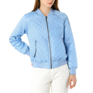 Blouson bomber streetwear à manches longues pour femme, veste en tricot respirante avec rembourrage en coton et décoration à rivets, service OEM - Product Image 2