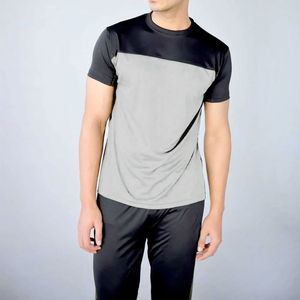 Conjunto Deportivo Informal para Hombre, Camiseta de Manga Corta y Pantalones Jogger, Color Negro y Gris, Corte Regular, para Verano - Product Image 6