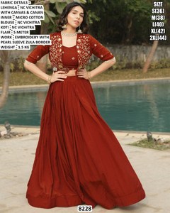 Vêtements de fête royaux Eshanya - Product Image 4