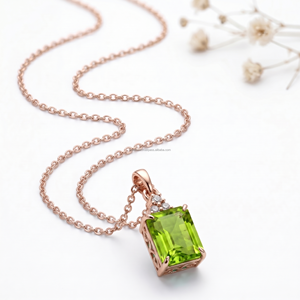Colección Virgo Growth, Colgantes y Dijes Finos de Peridoto con Corte Esmeralda, Oro Blanco de 14K, Joyería de Moda Exclusiva, Éxito de Ventas - Product Image 1