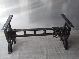 Mesa de Comedor Industrial Vintage de Hierro Fundido, Diseño Rústico de Metal Antiguo, Mesa Duradera para Restaurante, Bar, Exterior, Hogar, Hotel, Apartamento - Product Image 2