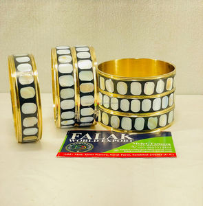 New Hot Sale Painted Animal Modern Buffalo Horn Bangle and Cuff <b>Bracelet</b> for Women Best Quality Gift - Product Image 2