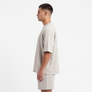 Ensemble de survêtement 2 pièces pour homme, nouvelle collection été, coupe ample, t-shirt à manches courtes et short, personnalisable avec logo – Vente chaude - Product Image 2
