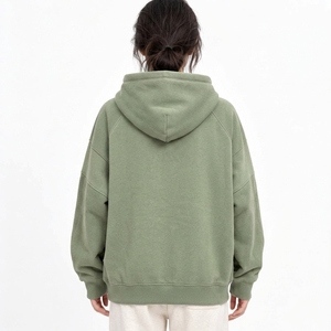 Couleurs personnalisées et tissu polaire de haute qualité, sweat à capuche pour femme, hiver, longueur régulière, épais, manches longues, avec logo sur le devant - Product Image 2