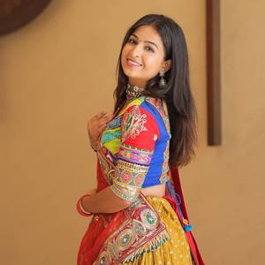 Vestido Étnico Tradicional Indio Pakistaní Lehenga Choli para Mujer, Bordado con Estampado Digital, para Bodas y Fiestas - Product Image 2