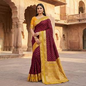 Dernier modèle de sari indien en soie Banarasi pour mariage, avec motifs Butta Zari dorés, travail de tissage Zari et chemisier en soie contrastant assorti. - Product Image 5