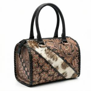 Bolsa de Viaje de Cuero Genuino 100% Tallado a Mano con Diseño Floral, Bolsa de Lona de Lujo para Mujer, Resistente al Agua - Product Image 1