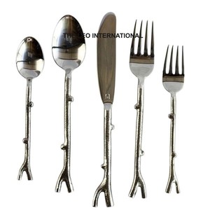 Supply Unique Cutlery <b>Set</b> Hotels and Restaurants Dinner Decorative Aluminum Metal Cutlery <b>Set</b> <b>Mirrored</b> Steel - Product Image 6