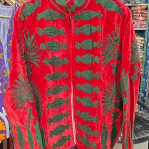 Veste courte décontractée en velours brodé à fils épais pour femme, col montant ouvert, fabrication sur mesure en gros, OEM Suzani - Product Image 3