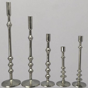 Support de bougie antique décoratif en aluminium, support de bougie en métal pour salon, fabricant et fournisseur en gros - Product Image 1