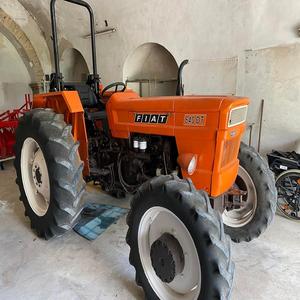 Tracteur agricole Fiat d'occasion de qualité supérieure, modèle 100 90 70HP 4x4, démarrage électrique, boîte de vitesses, roulement, haute productivité agricole - Product Image 2