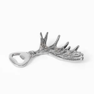 Abridor de Botellas de Metal Decorativo con Diseño de Cuerno de Ciervo Rústico, Estilo Antiguo Plateado, Accesorio de Bar para Cocina y Comedor - Product Image 1
