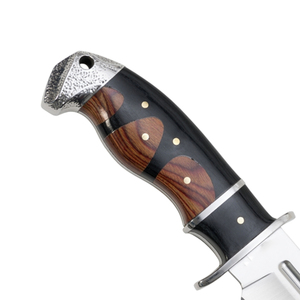 Grand couteau Bowie pour l'extérieur, couteau utilitaire de camping et de chasse avec construction en acier inoxydable, poignée ergonomique et étui - Product Image 3