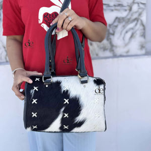 กระเป๋าหนังวัวแท้แบบสะพายไหล่ ดีไซน์ทันสมัย คุณภาพสูง จุของได้เยอะ เหมาะสำหรับผู้หญิง - Product Image 1