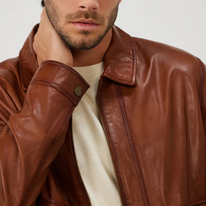 Veste en cuir marron pour homme, col rabattu, fermeture éclair, style décontracté, pour l'automne, manches classiques, couleur unie - Product Image 5