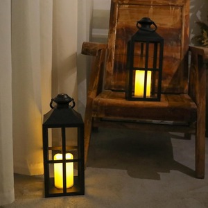 Farol de Metal Hecho a Mano al por Mayor para Decoración Navideña Interior y Exterior, Portavelas Clásico de Hierro con Paneles de Vidrio - Product Image 3