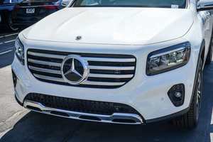 LISTO PARA ENVIAR: Mercedes-Benz GLB 250 FWD 2025, Seminuevo, Disponible para la Venta - Product Image 2