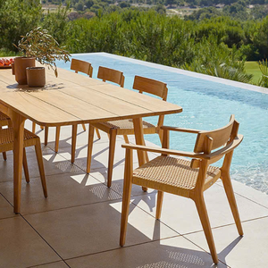 Table et chaises d'extérieur en bois ou en aluminium avec coussins verts, ensembles de salle à manger 4/6/8 places, OEM ODM, coussins et couleurs personnalisés - Product Image 6