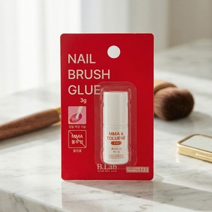 กาวติดเล็บปลอมแบบทา [K-ESSENTIALS] ขนาด 3 กรัม สำหรับมืออาชีพ ติดทนนาน แก้ไขเร็ว - Product Image 2