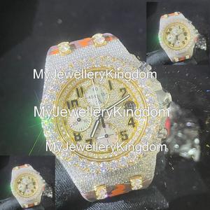 Montre-bracelet en moissanite pour hommes et femmes, design personnalisé fait main, luxe, chiffres blancs, bracelet en acier inoxydable, verre en moissanite - Product Image 2