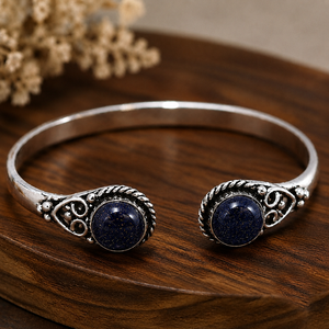 กำไลข้อมือทองเหลืองหินทรายสีน้ำเงินจาก Jewelry Town Artisan ชุบทอง/เงิน  แบบสั่งทำพิเศษ  ตกแต่งขอบแบบ Bezel Setting  สำหรับทุกเพศ สไตล์คลาสสิกโบฮีเมียน - Product Image 3