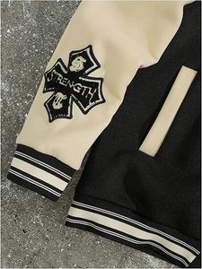 Chaqueta Bomber Varsity de Lujo Estilo Streetwear – Unisex, Estilo Letterman con Costuras Premium, Dobladillo Acanalado, Prenda Exterior Cálida de Tela Suave - Product Image 3