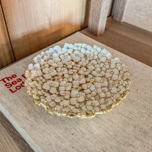 Plato Decorativo de Cerámica Ecológico con Incrustaciones Doradas en Forma de Flor, Hecho a Mano, Estilo Glam, Diseño Americano, para Decoración del Hogar - Product Image 4