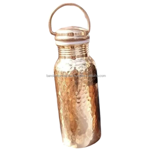 Bouteille en cuivre pur martelé avec finition polie, fabriquée à la main en Inde, bouteille en cuivre pour les bienfaits santé, bouteille d'eau en métal - Product Image 2