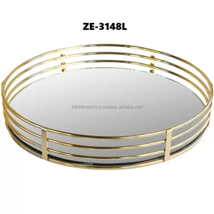 Zahid Exports - Bandeja Multifuncional de Metal de Estilo Rústico, Decoración Moderna para la Mesa, Decoración Artesanal para Navidad - Product Image 4
