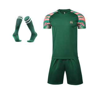 <b>Best</b> Selling <b>Men's</b> Adult Soccer Kit Breathable Polyester Fabric for Long Training and Exercise Sessions - Product Image 1
