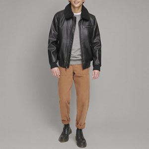 Blouson aviateur en cuir noir pour homme, col rabattu, fermeture éclair, doublure en fausse fourrure, style moto, pour l'hiver - Product Image 2