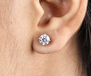 Paire de boucles d'oreilles clous pour femme, style bohème, plaqué or 18 carats, diamant de laboratoire rempli certifié IGI 2 carats, taille brillant, quatre griffes - Product Image 3