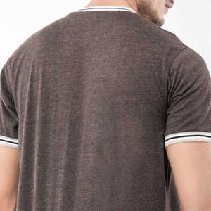 T-shirt décontracté marron foncé à col contrastant avec logo sur le devant, en coton doux et respirant de qualité supérieure, style vintage d'été, coupe classique - Product Image 5