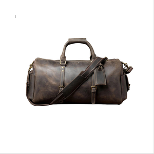 Sac de voyage pliable en cuir véritable imperméable avec fermeture éclair - Sac de trekking, sac de week-end, sac de nuit 20-36L, écologique - Product Image 1