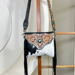 Bolso Bandolera de Cuero Vacuno con Flecos, Diseño de Moda, Alta Calidad, Personalizado, Hecho a Mano, para Mujer, Estilo Occidental - Product Image 4