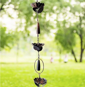 Chaîne de pluie décorative motif feuille et oiseau, idéale pour balcon et terrasse, élément décoratif de circulation d'eau, fabriquée à la main en Inde - Product Image 5