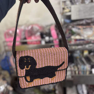 Sac à main noir perlé avec motifs animaliers, imprimé oiseau vert, rayures, broderie main, fermeture magnétique, bandoulière unique - Product Image 1