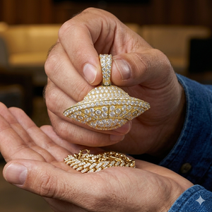 Colgantes UFO Personalizados con Diamantes Cultivados en Laboratorio en Oro de 10K, Amuletos con Temática de Astronauta Estilo Hip Hop, Joyería Fina Unisex para Uso Diario - Product Image 4