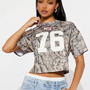 قميص نسائي قصير بنمط التمويه، جيرسي فضفاض للشارع، قميص كرة القدم الأمريكية بأكمام قصيرة، تصميم خاص بالعلامة التجارية الخاصة، متوفر بالجملة - Product Image 2