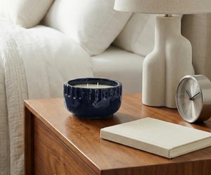 Vaso de Cerámica de Lujo para Velas, Acabado Esmaltado Profundo, Doble Mecha, Larga Duración, Diseño de Cuenco Texturizado, Decoración Premium y Elegante para el Hogar - Product Image 4