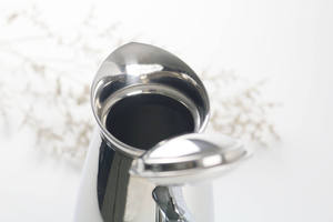 Jarra de agua elegante de metal martillado con tapa a juego, contenedor de acero inoxidable para servir bebidas, para el hogar, restaurante, hotel, cocina - Product Image 5