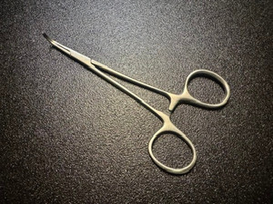Chirurgie Générale Ruya : Instruments Chirurgicaux Manuels Mixteurs 'Pedi' – Pince à Vénothése Biliare 5,5 pouces en Acier Inoxydable Certifiée CE-ISO - Product Image 3