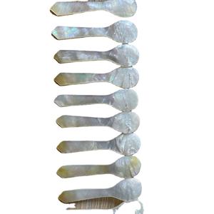 Ensemble de cuillères en nacre pour caviar et beurre, couverts pour banquets, traiteur et emballage de cadeaux - Product Image 3